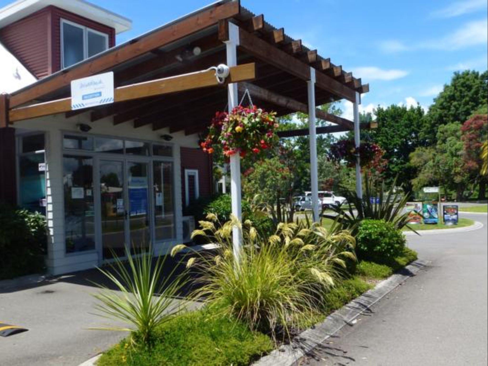 Ramada Resort By Wyndham Rotorua Marama Esterno foto